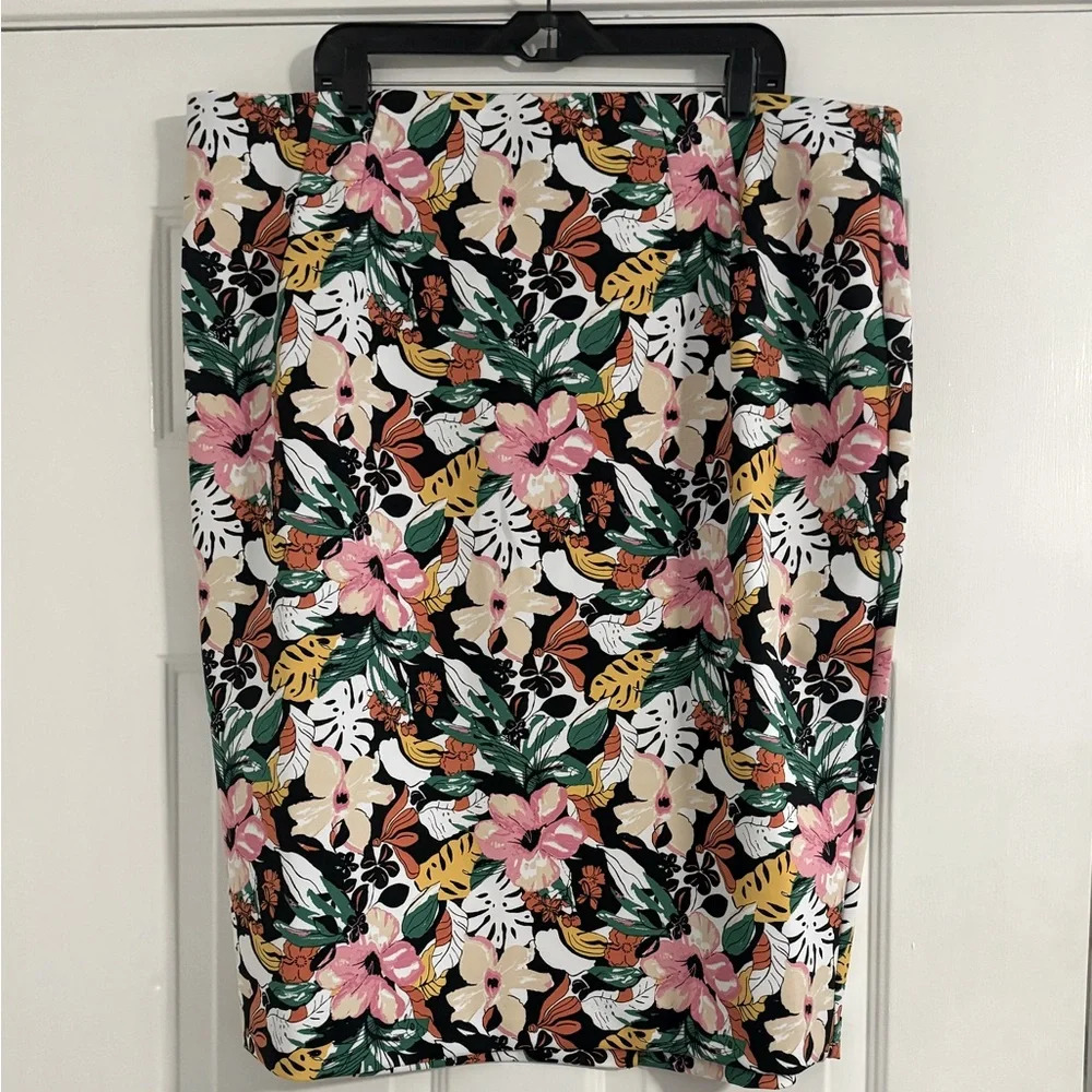 Lane Bryant Floral Print Midi Pencil Skirt
